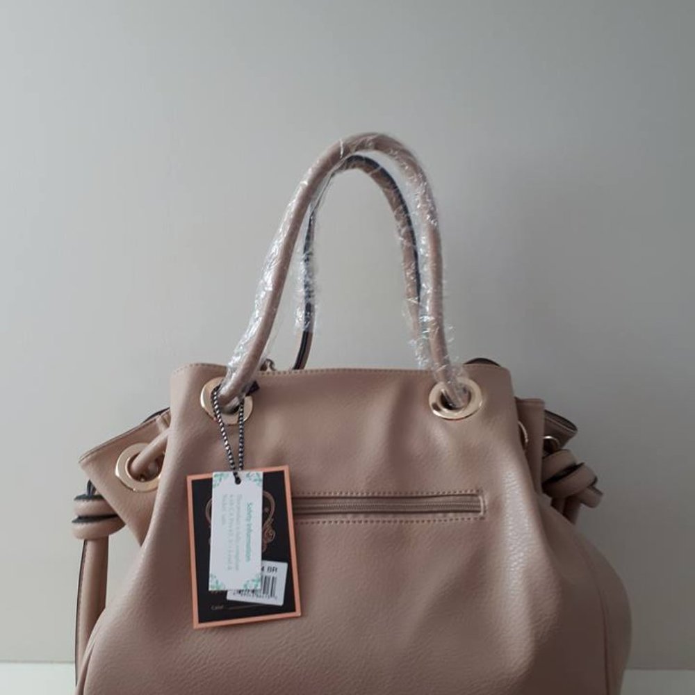 Hobo Bags - Picture 2 of 3